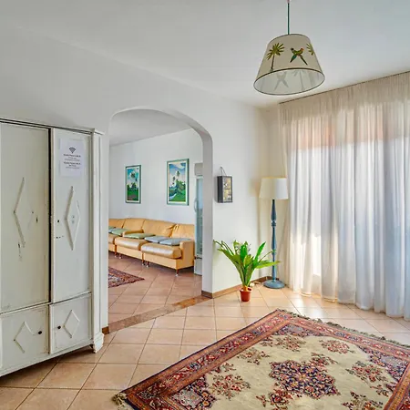 Giada Palace - & Pool 3* Лукка